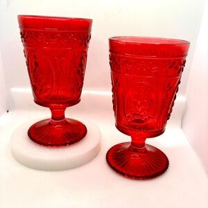 Set Of 2 Cranberry Color Wine Glasses/Goblets Christmas Tree Theme Vintage 6" H
